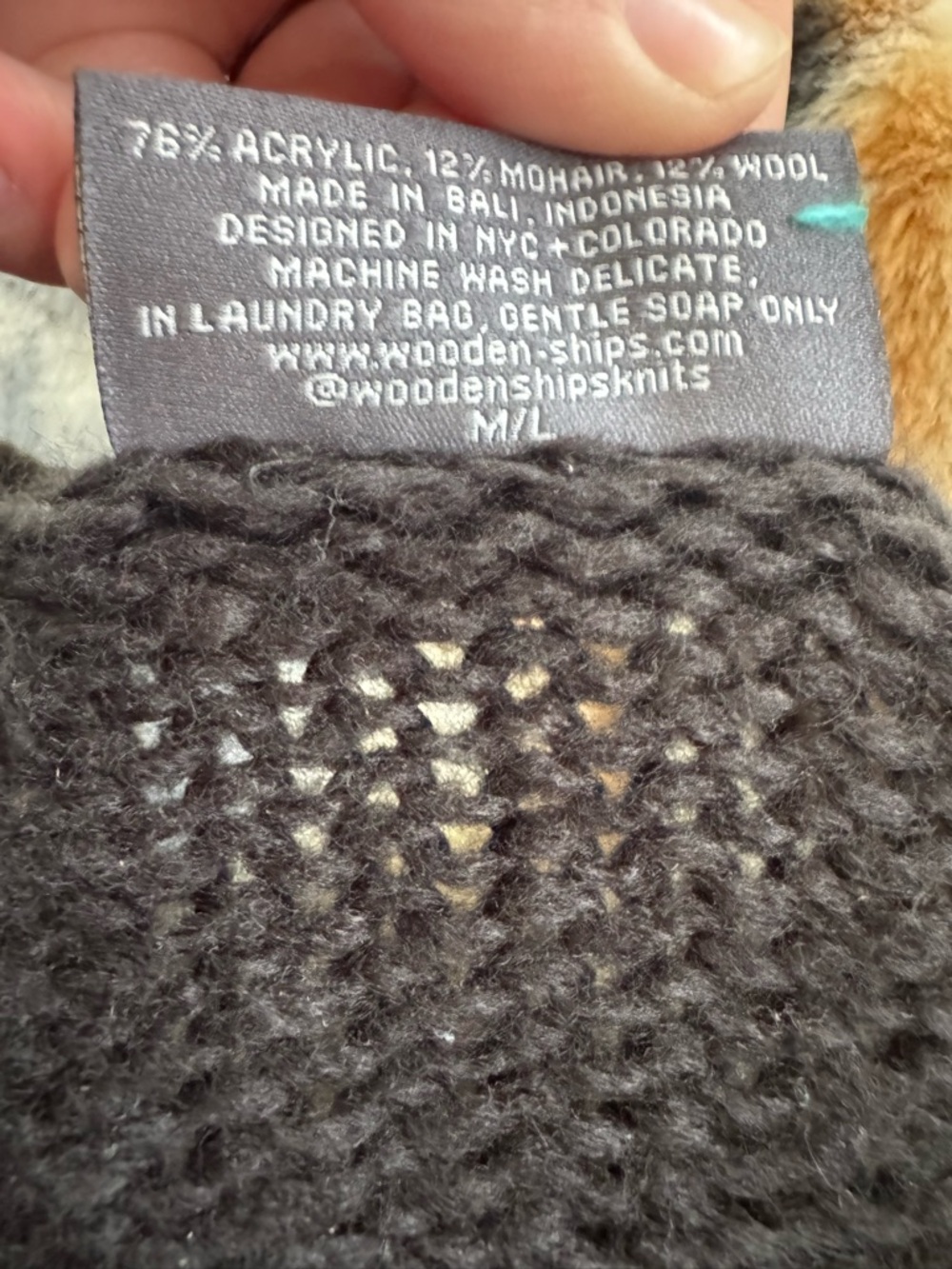 Wooden Ships Black Knit Sweater with Label M/L - Picture 3 of 3